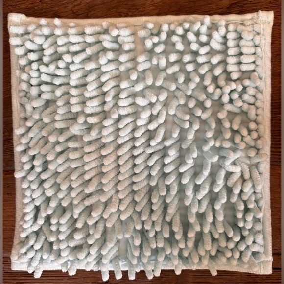 101. KIDS SCHOOL LOCKER FUR RUG CARPET BY LOCKER INTERIOR - AQUA, 10 INCH SQUARE - Picture 2 of 5